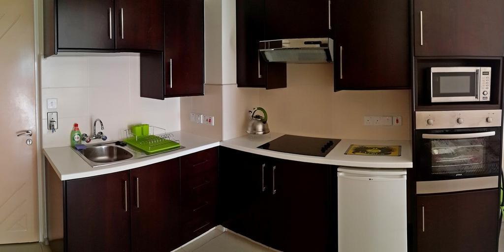 Apartment Nearby Golden Coast โปรทาราส ภายนอก รูปภาพ