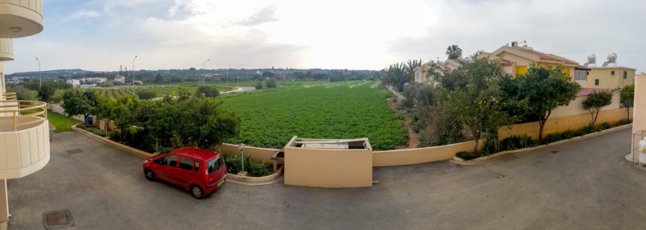 Apartment Nearby Golden Coast โปรทาราส ภายนอก รูปภาพ